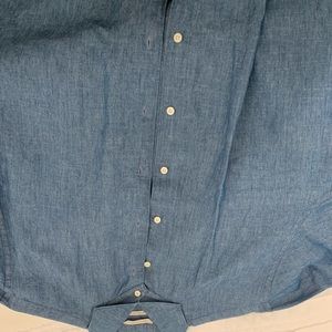 Men’s denim dress shirt cutaway collar extra slim